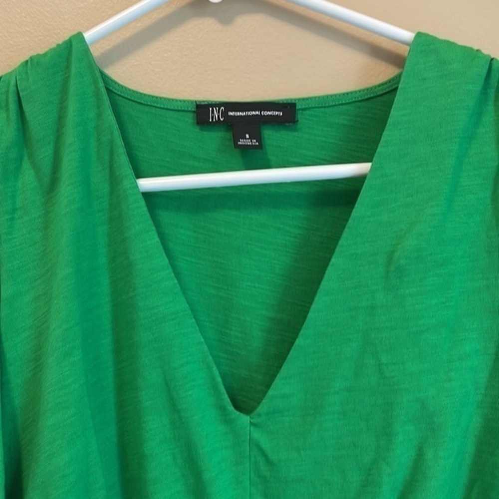 INC Green V Neck Ruched Top - Picture 5 of 10
